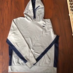 NWOT NIke Therma-Fit Hoodie